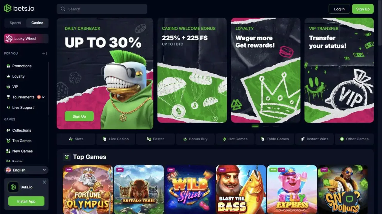 Bets.io advertises cashback, a welcome package, loyalty rewards and VIP transfer in separate panels. The offers shown are historical promotions rather than payout terms.